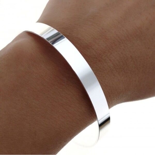 pulsera rigida caballero